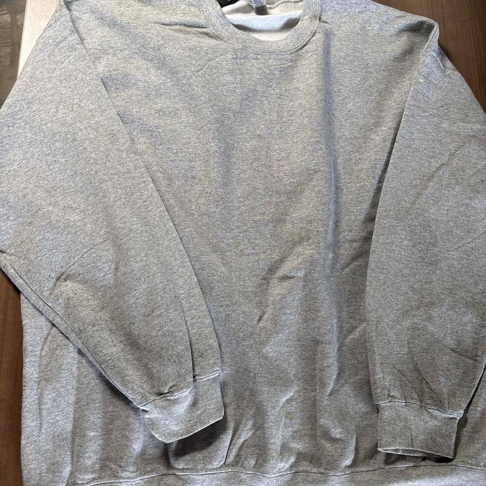 Gray crewneck sweatshirt size 2XL